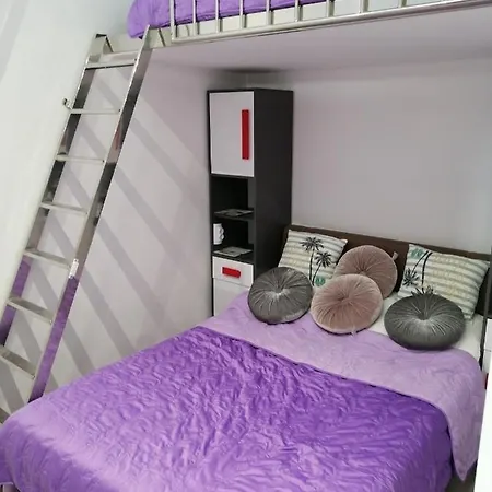 Apartman Rose By The & Tennis Courts Split